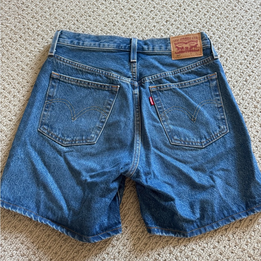 Levi's 501 mid thigh jean shorts